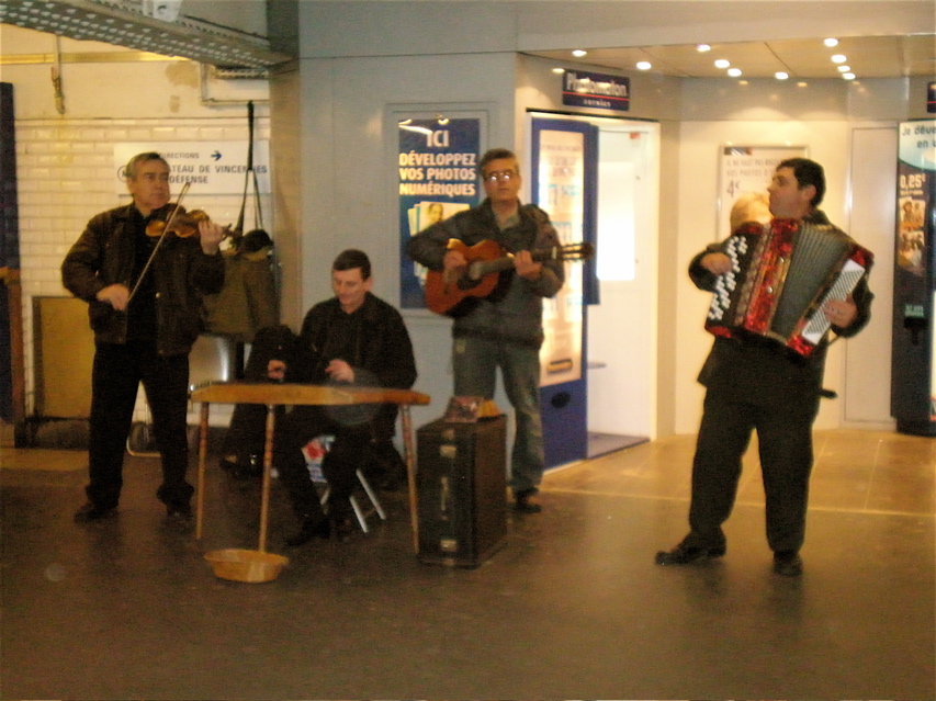 MetroBuskers.JPG