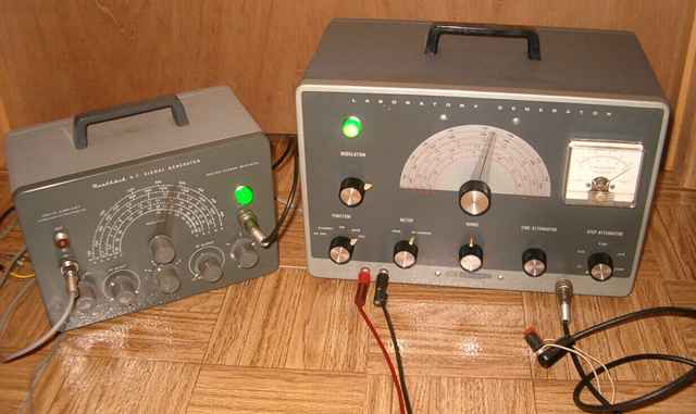 Heathkit SG-8 and IG-42 (39k)