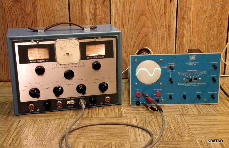 >Radio Shack TK-100 signal generator and UEI oscilloscope